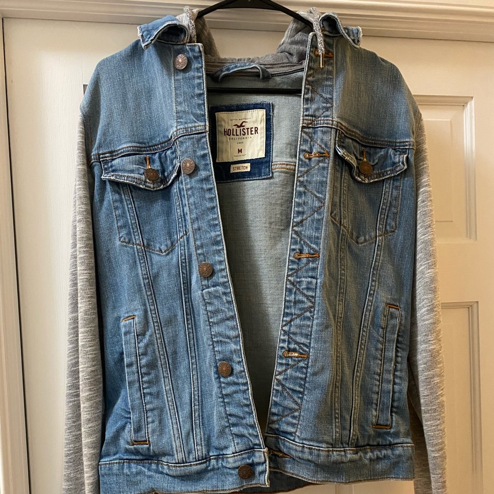 Men’s denim/Jean jacket